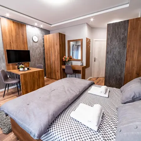 Ivi Place Novi Sad