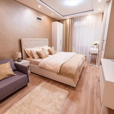 Ivi Place Lejlighed *